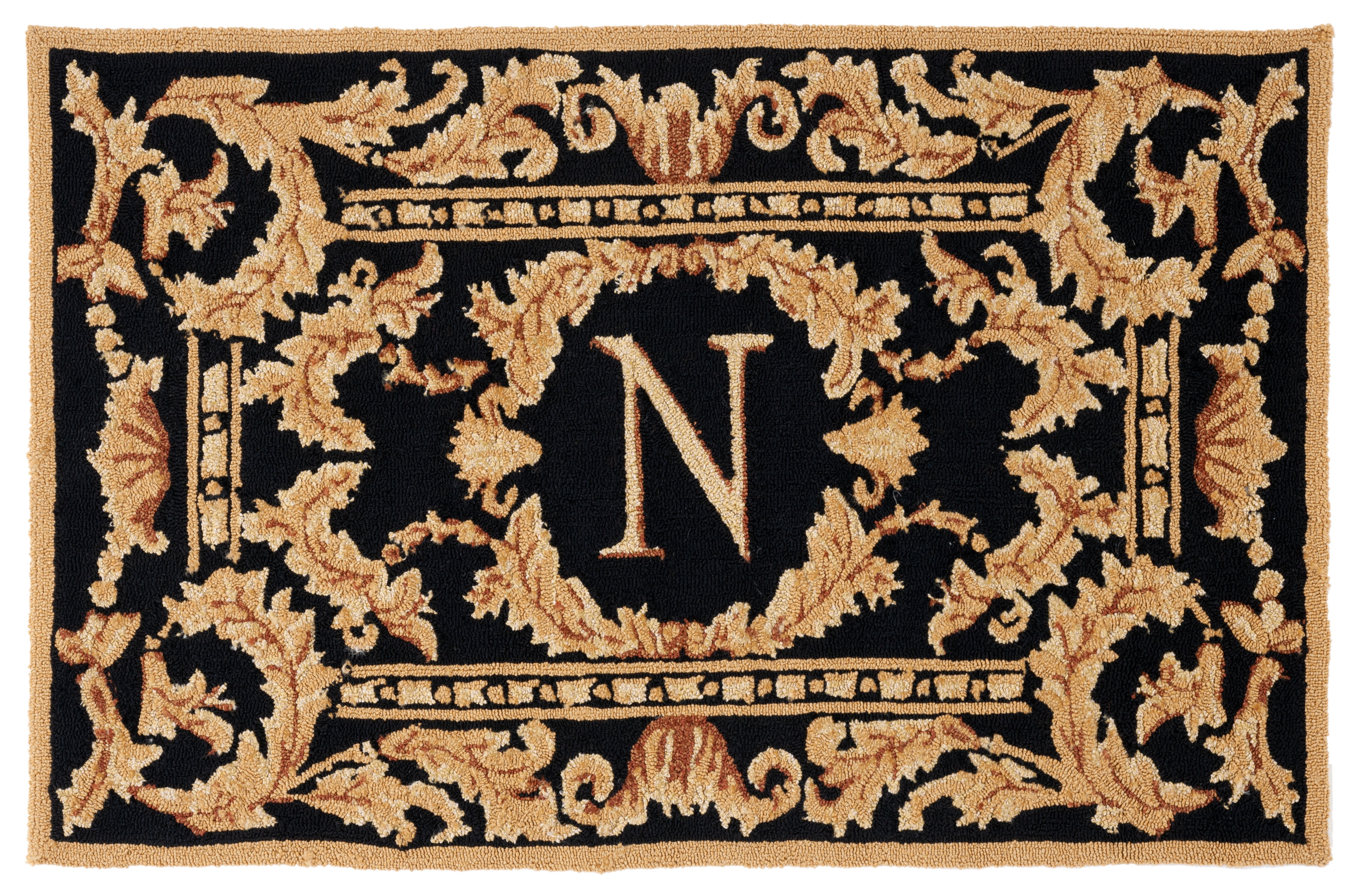 SAFAVIEH Monogram Jaslyn Medallion Indoor/Outdoor Area Rug, Black, 2'6" x 4'