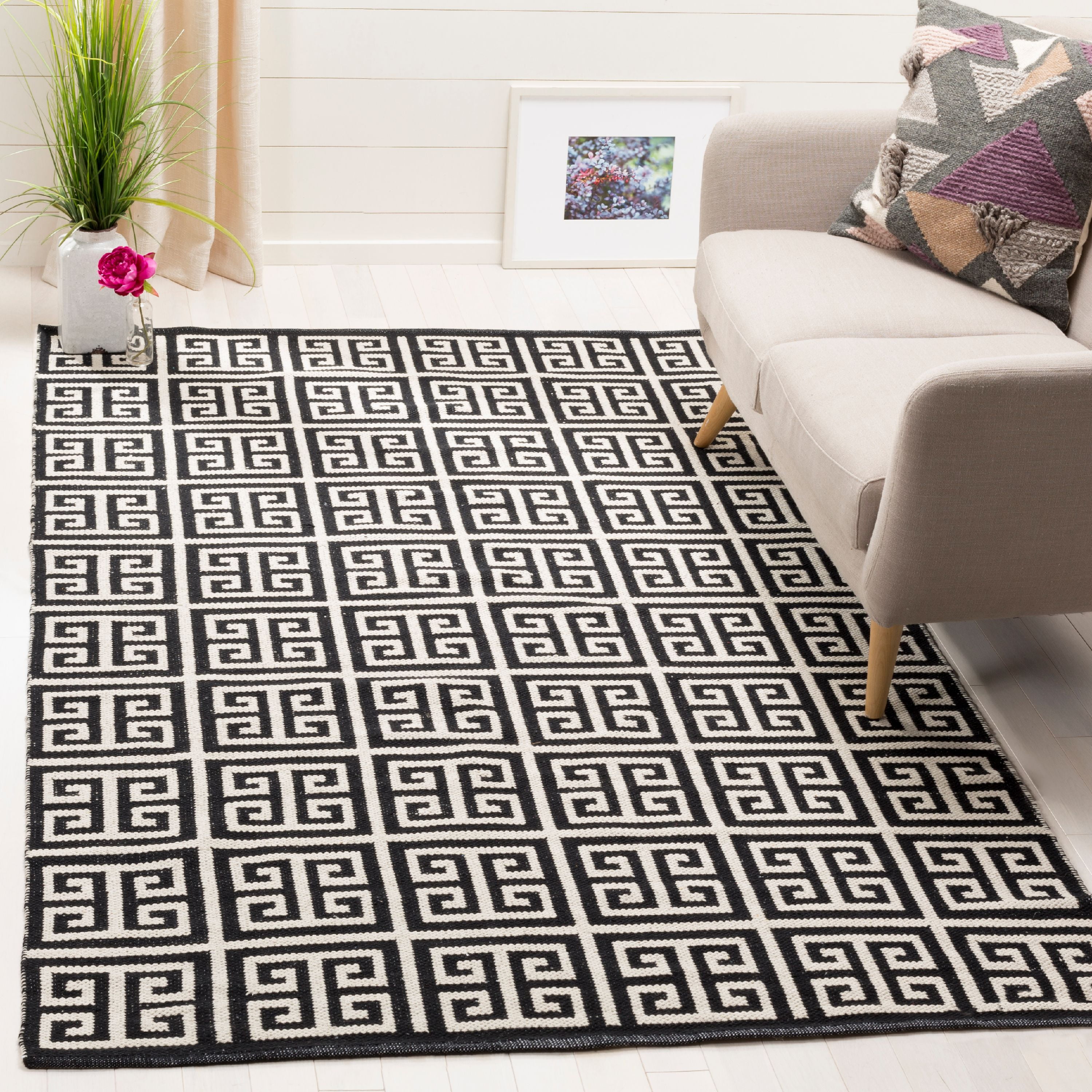 Handmade Black and Ivory Cotton Flat Woven Area Rug