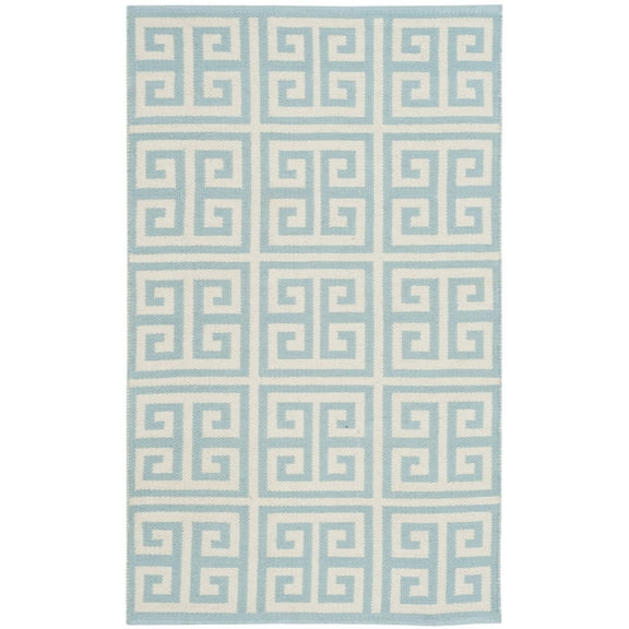 SAFAVIEH Montauk Alicia Geometric Cotton Area Rug, Light Blue/Ivory, 2'6" x 4'
