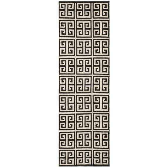 SAFAVIEH Montauk Alicia Geometric Cotton Runner Rug, Black/Ivory, 2'3" x 7'