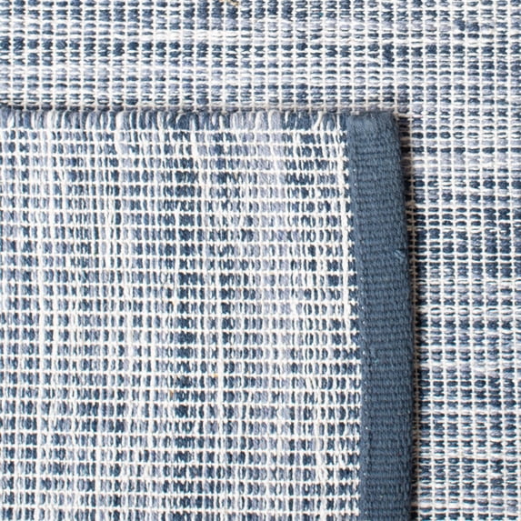 SAFAVIEH Montauk Bernadine Solid Braided Cotton Area Rug, Navy/Blue, 6' x 9'