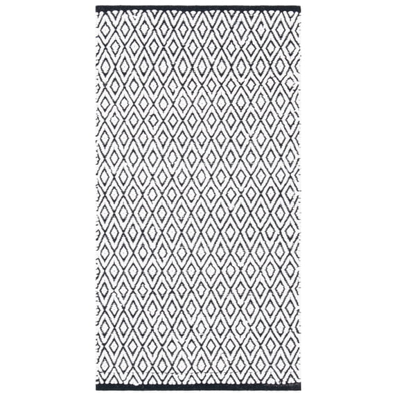 SAFAVIEH Montauk Carina Diamond Area Rug, Ivory/Black, 3' x 5'