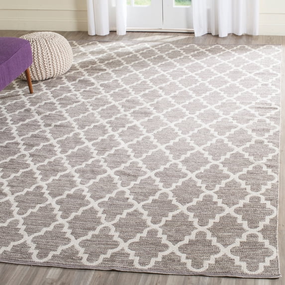 SAFAVIEH Montauk Crispian Geometric Quatrefoils Cotton Area Rug, Grey/Ivory, 10' x 14'