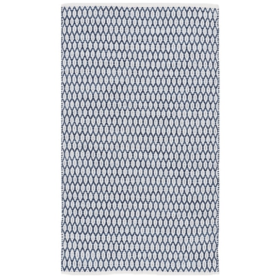 SAFAVIEH Montauk Crystal Geometric Cotton Area Rug, Navy/Ivory, 2' x 3'