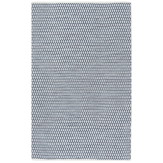 SAFAVIEH Montauk Crystal Geometric Cotton Area Rug, Navy/Ivory, 10' x 14'