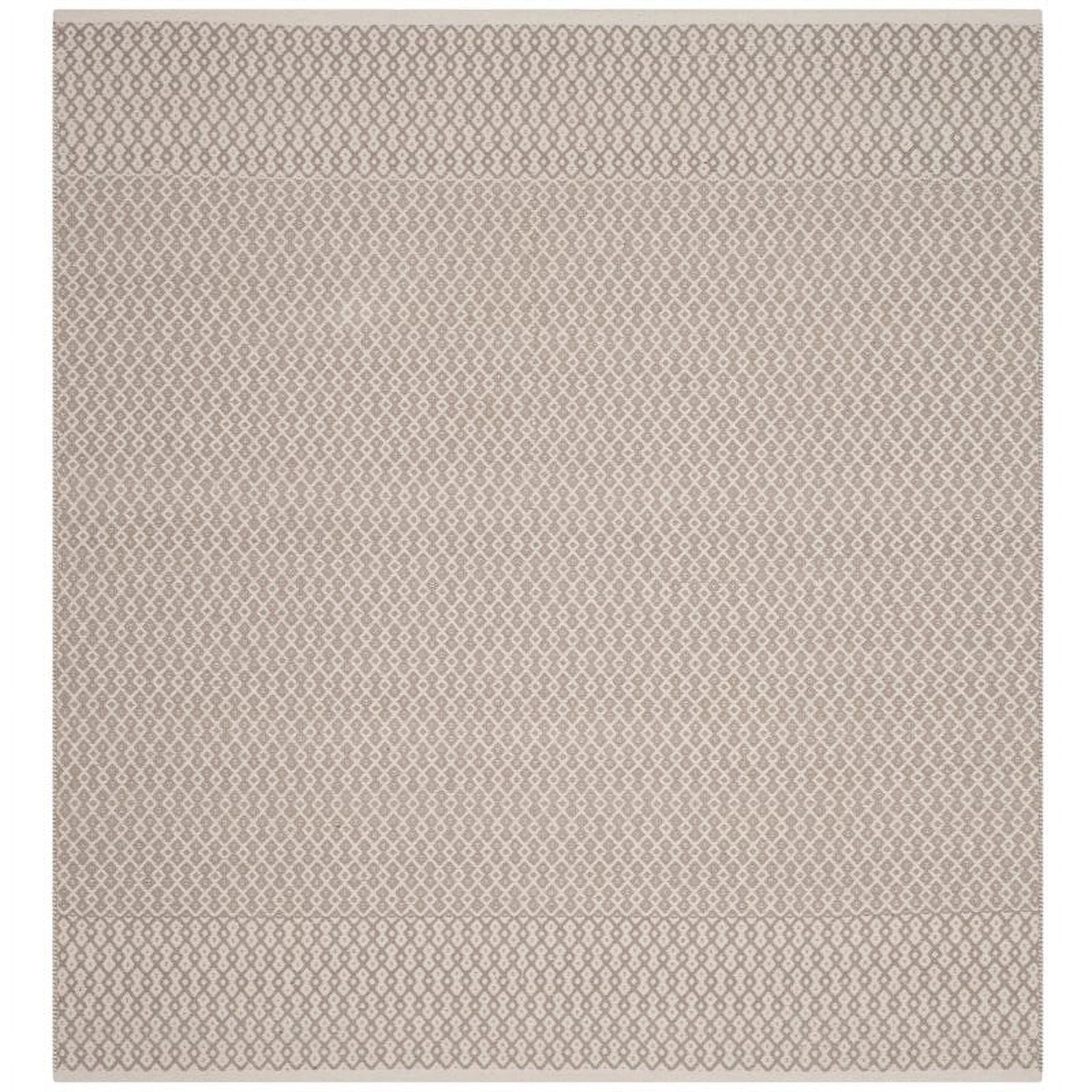 Coastal Charm Handwoven Cotton Geometric Square Rug in Ivory/Grey