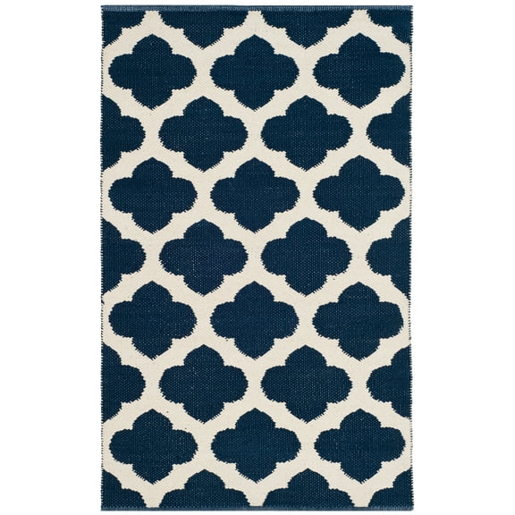 SAFAVIEH Montauk Proinsias Geometric Cotton Area Rug, Navy/Ivory, 2'6" x 4'