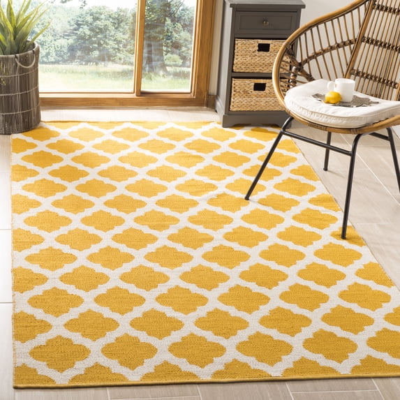 SAFAVIEH Montauk Proinsias Geometric Cotton Area Rug, Yellow/Ivory, 8' x 10'