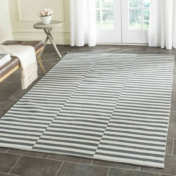 SAFAVIEH Montauk Raeyln Striped Cotton Area Rug, Ivory/Grey, 2'3" x 3'9"