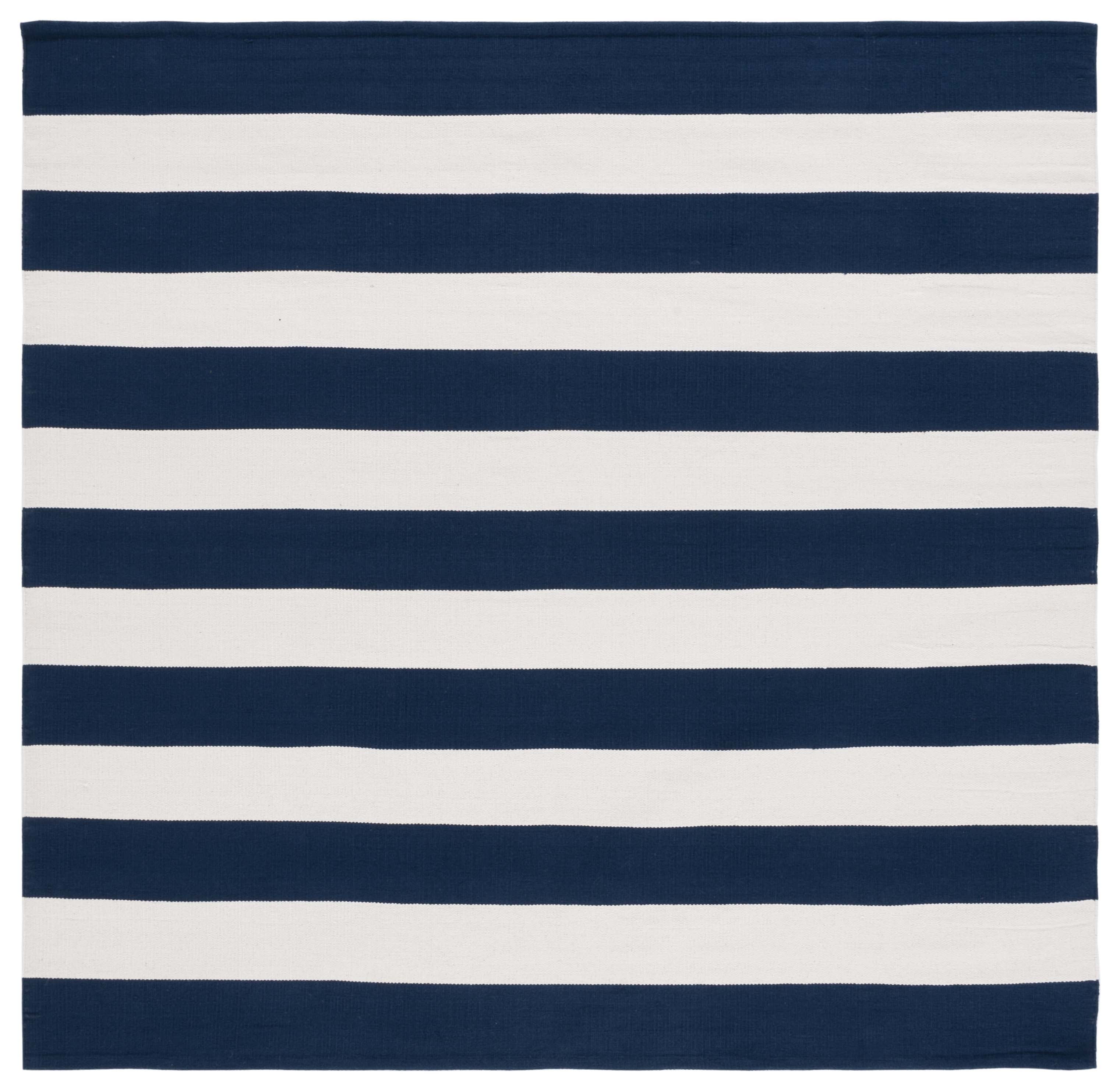 SAFAVIEH Montauk Saranna Geometric Cotton Area Rug, Navy/Ivory, 9' x 9' Square