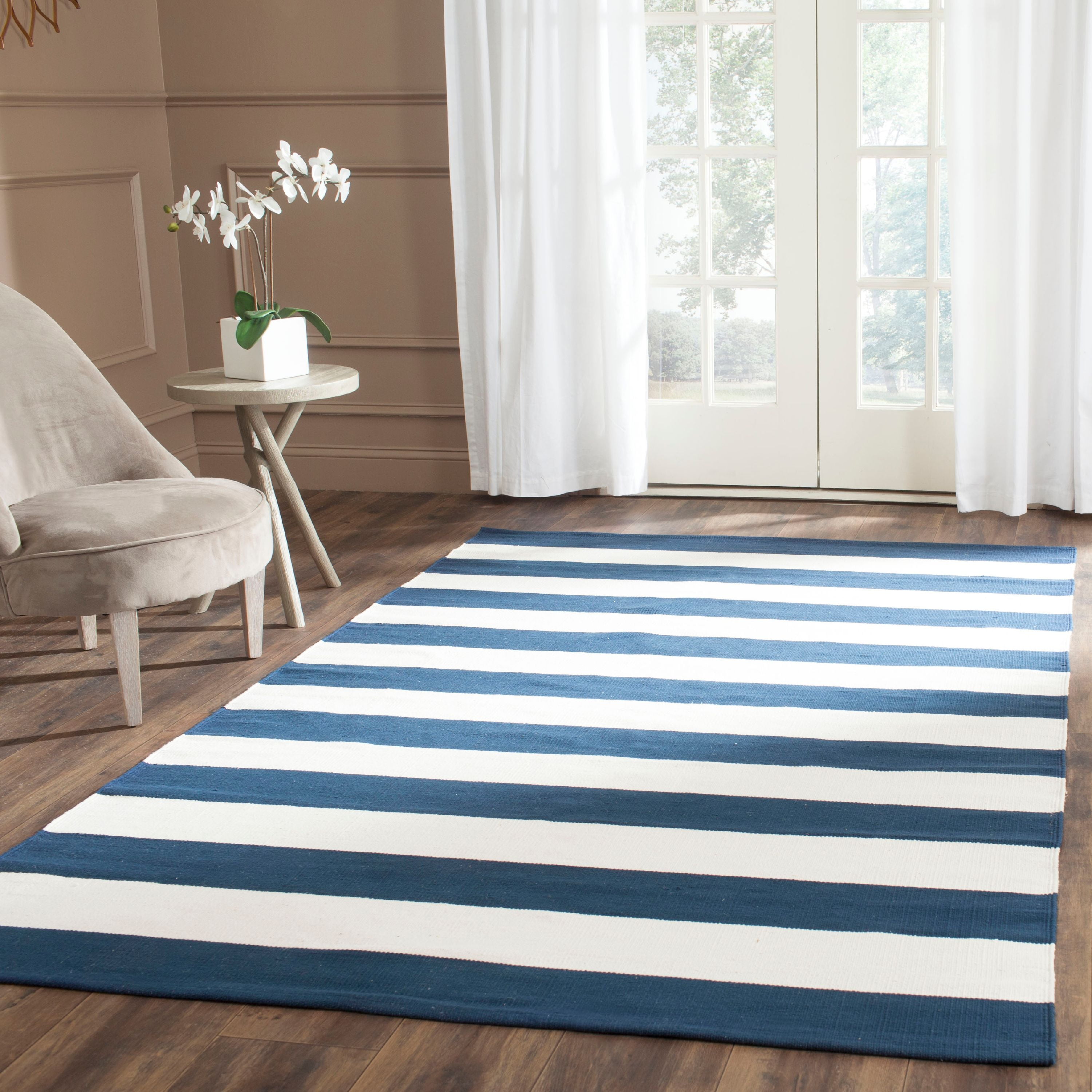 Navy and Ivory 10' x 14' Handmade Cotton Flat Woven Rug