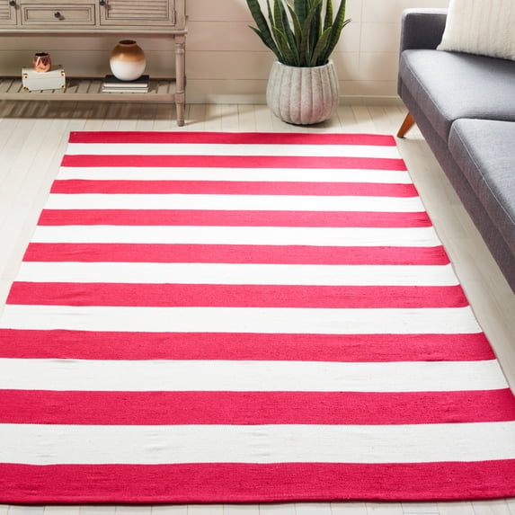 SAFAVIEH Montauk Saranna Striped Cotton Area Rug, Red/Ivory, 6' x 6' Round