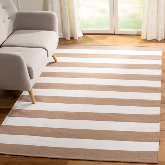 SAFAVIEH Montauk Saranna Striped Cotton Area Rug, Sand/Ivory, 6' x 9'