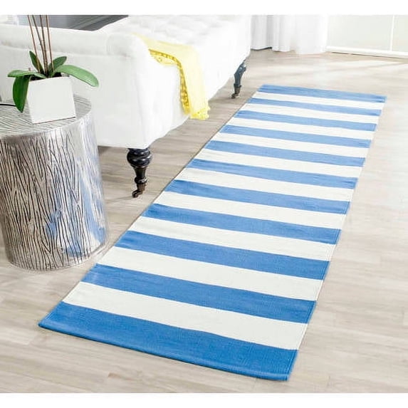 SAFAVIEH Montauk Saranna Striped Cotton Runner Rug, Blue/Ivory, 2'3" x 8'