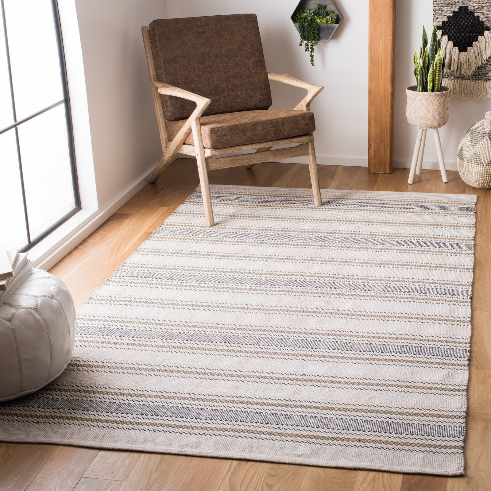 Coastal Breeze Blue and Beige Handwoven Cotton Area Rug, 8' x 10'