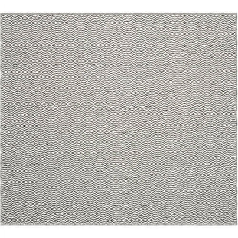 SAFAVIEH Montauk Terrence Geometric Diamond Cotton Area Rug, Ivory/Grey
