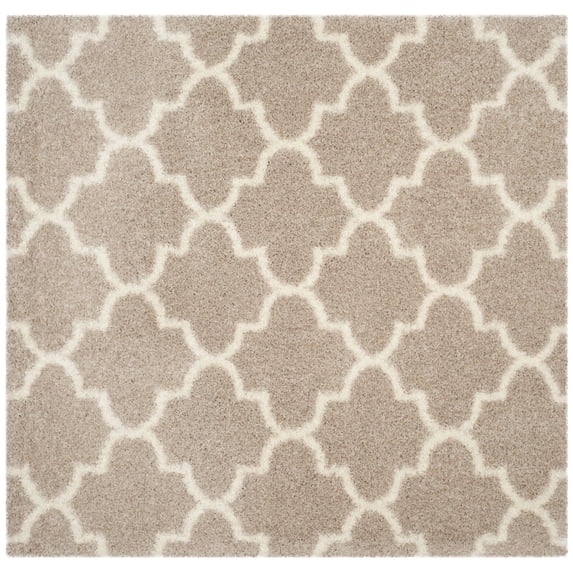 SAFAVIEH Montreal Lennart Geometric Quatrefoils Shag Area Rug, Beige/Ivory, 6'7" Square