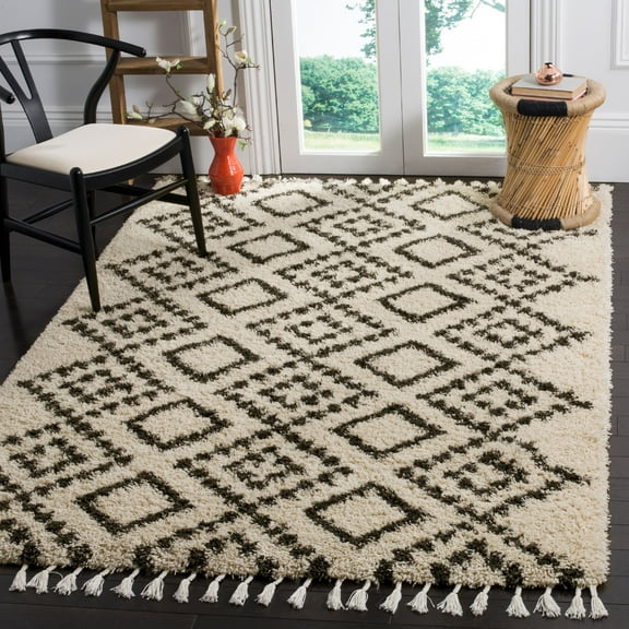 SAFAVIEH Moroccan Fringe Janie Geometric Shag Area Rug, Cream/Charcoal, 4' x 6'