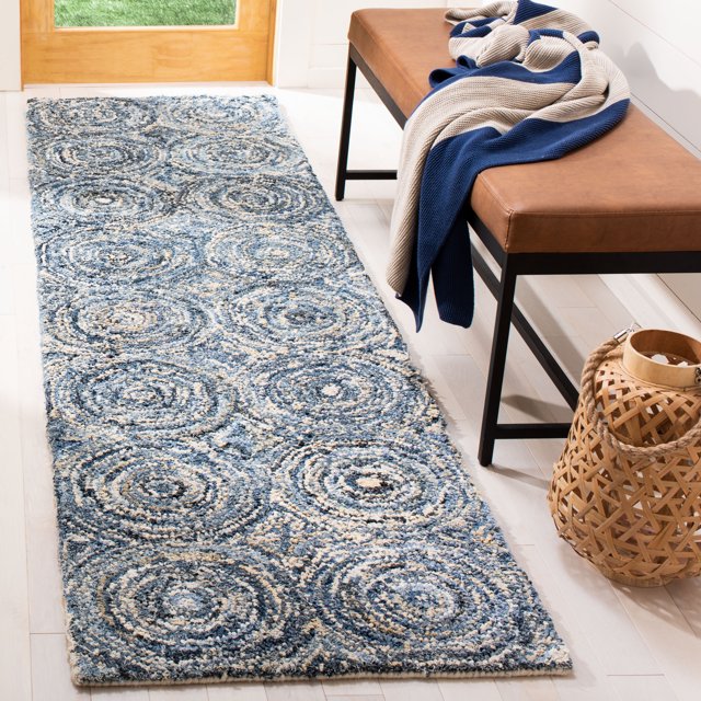 SAFAVIEH Nantucket Collection Accent Rug - 2'3 x 3'9, Multi, Handmade Boho Chevron Cotton, Ideal for High Traffic Areas in Entryway, Living Room, Bedroom (NAN311A