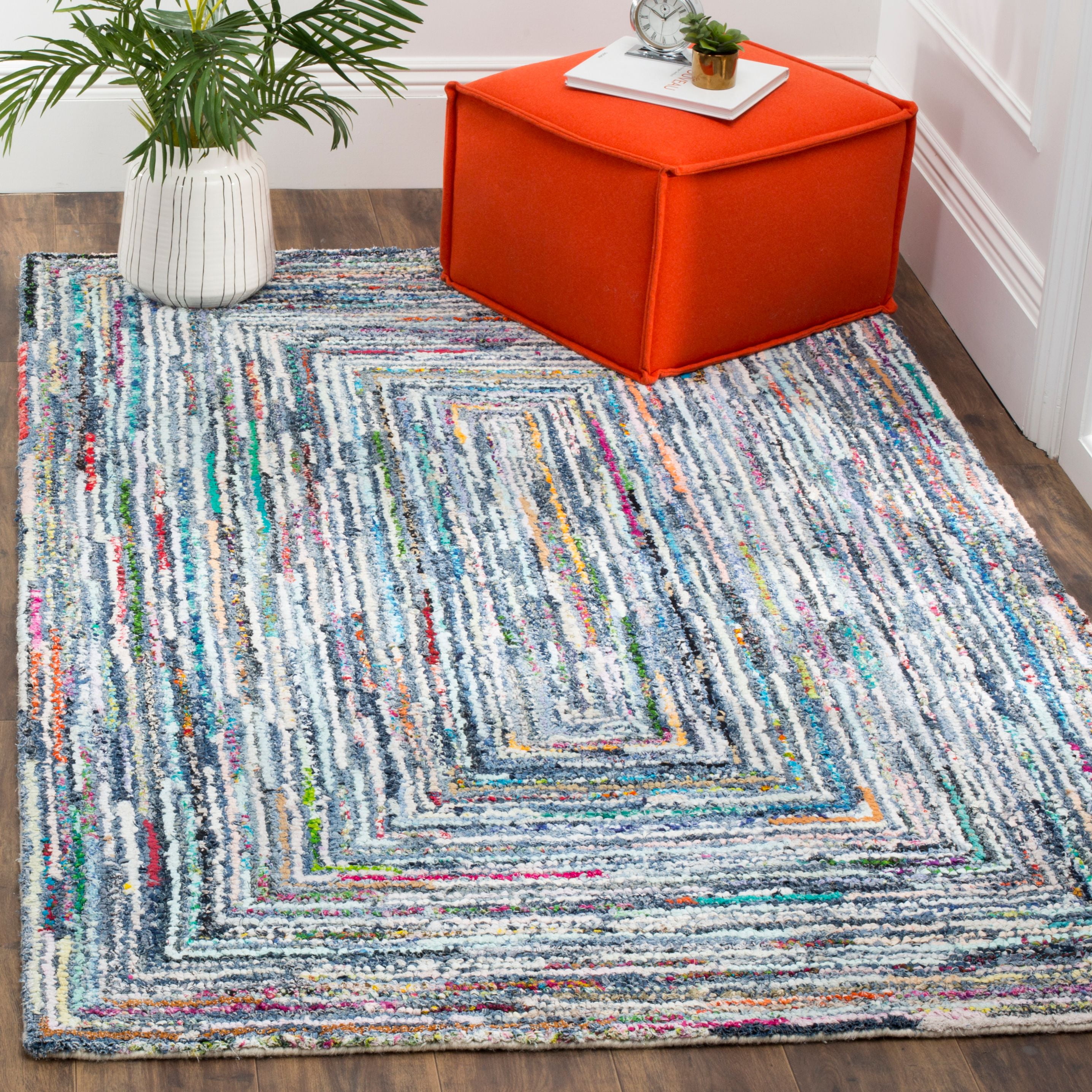 SAFAVIEH Nantucket Collection NAN215A Handmade Multi Rug