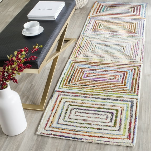 SAFAVIEH Nantucket Maralyn Geometric Runner Rug, Ivory, 2'3" x 8'