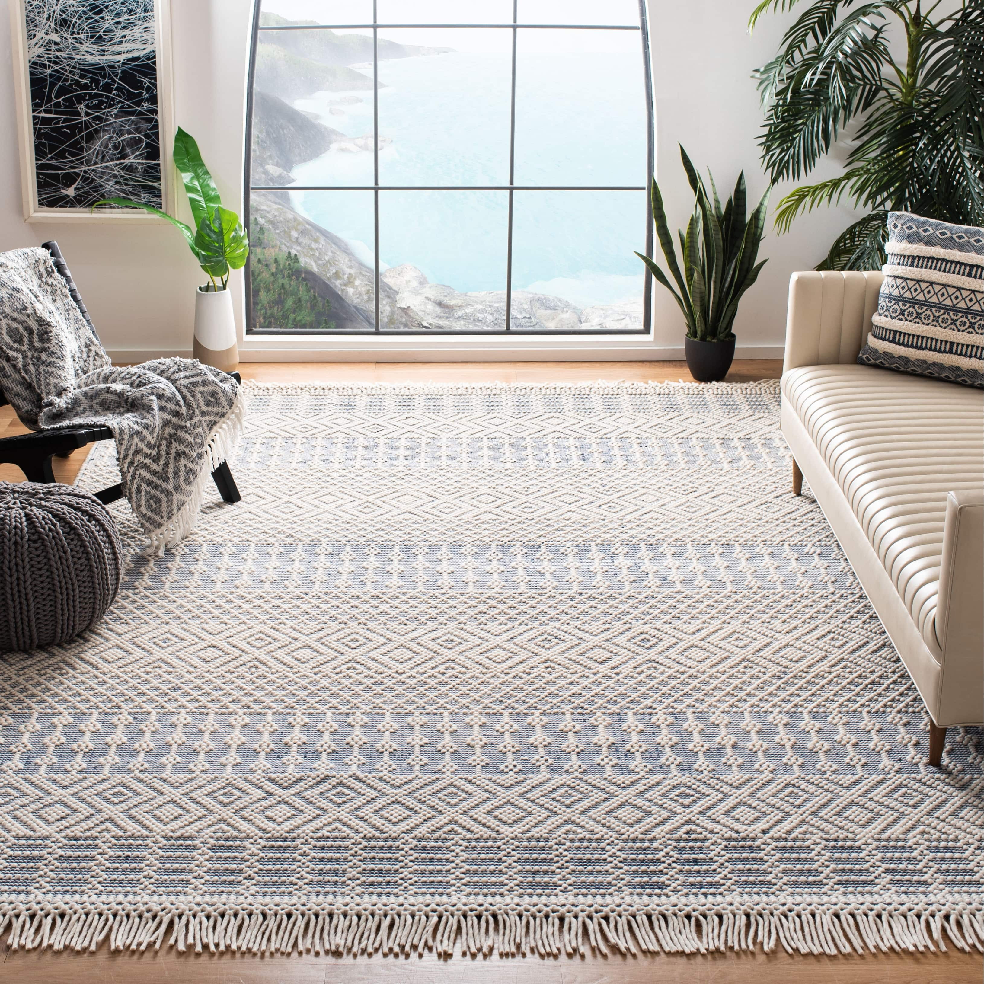 SAFAVIEH Natura Cordelia Southwestern Fringe Wool Area Rug, Ivory/Blue, 8' x 10'