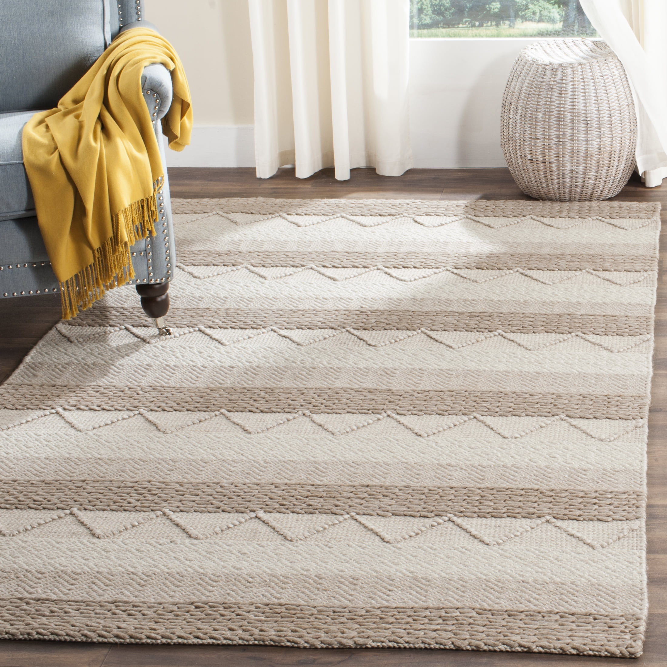 SAFAVIEH Natura Dahila Geometric Braided Wool Area Rug, Beige, 6' x 6' Square