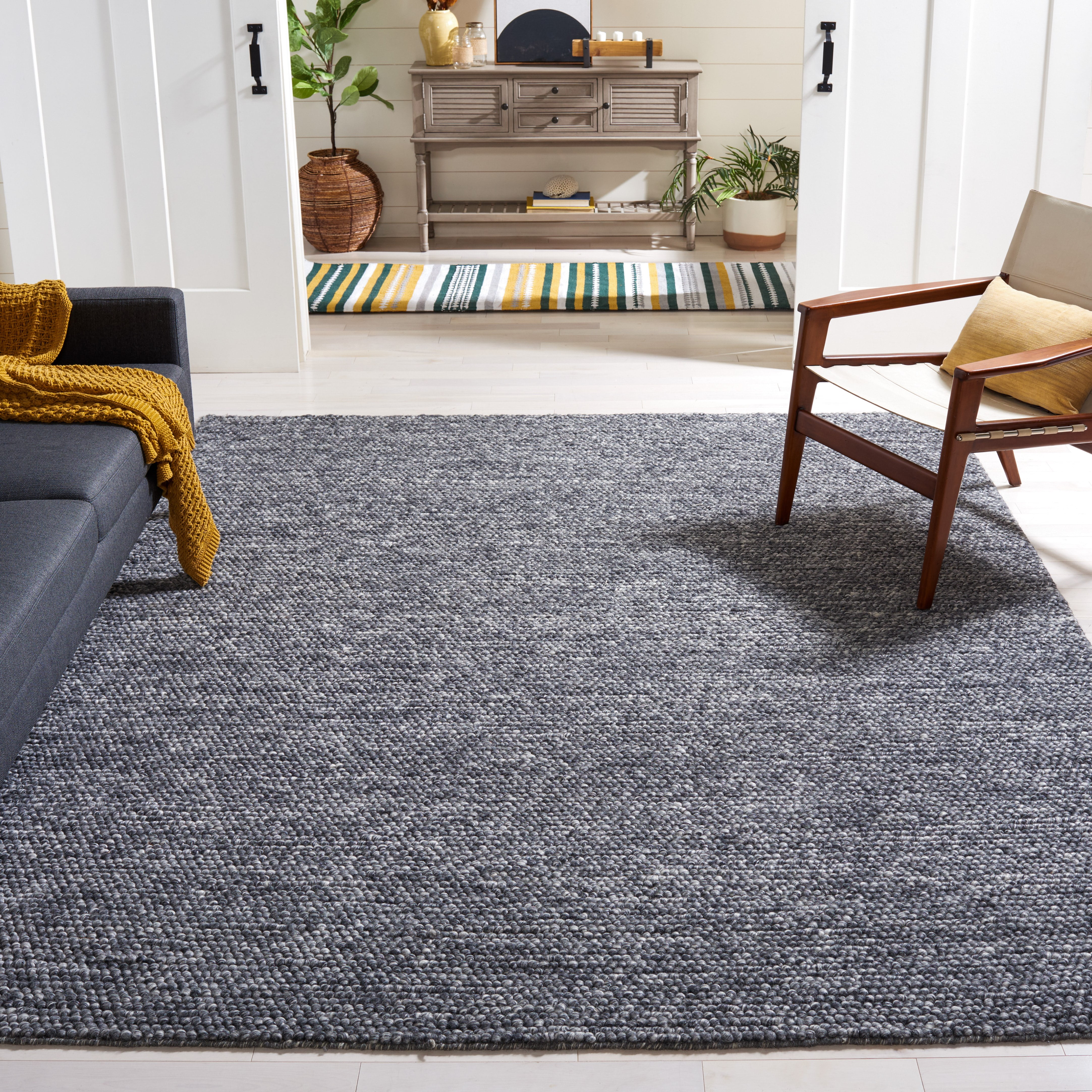 SAFAVIEH Natura Feride Geometric Area Rug, Dark Grey, 9' x 12' - Large - Scandinavian Design, Dark Grey, Handmade Wool Blend, Ideal for Living Room, Bedroom, Dining Space