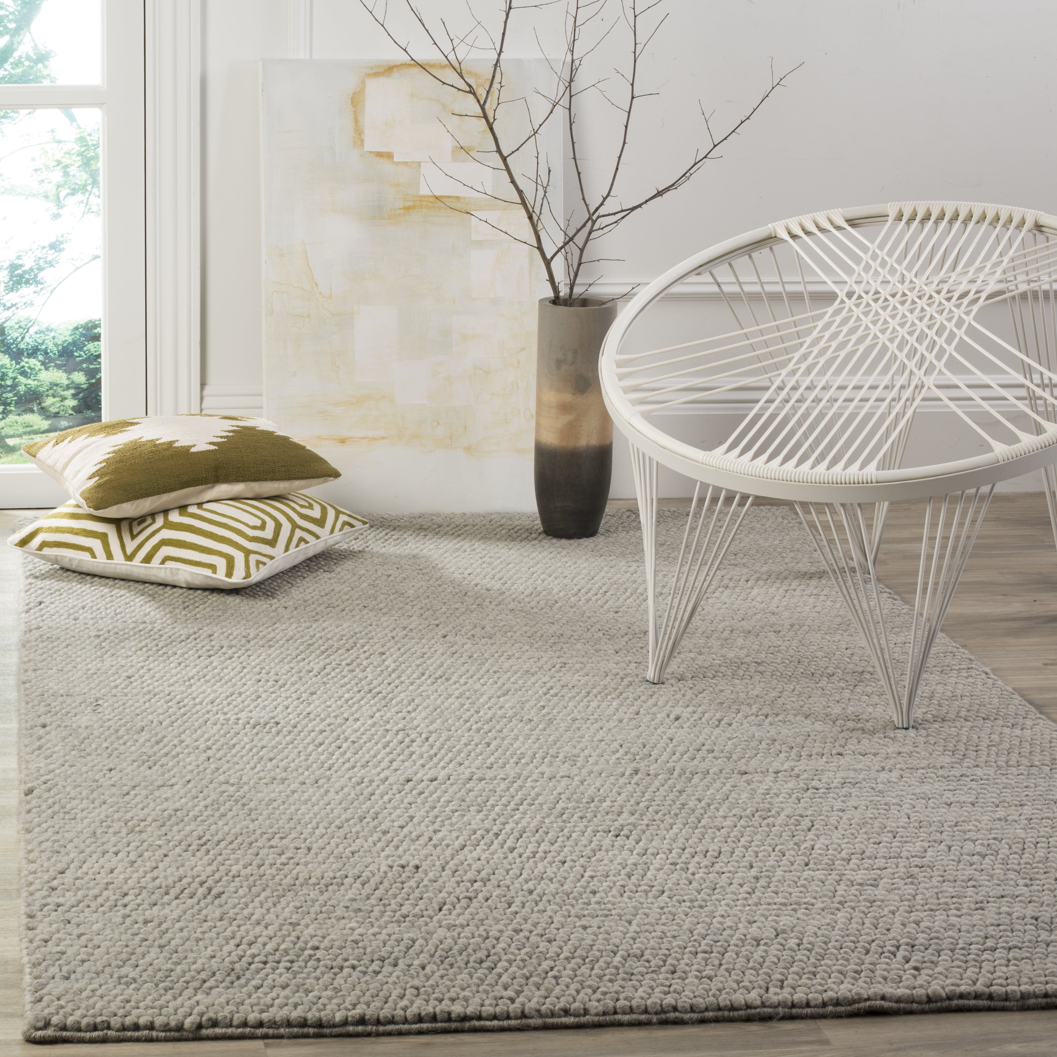 SAFAVIEH Natura Feride Geometric Area Rug, Silver, 6' x 6' Square - Scandinavian Design, Silver, Handmade Wool Blend, Ideal for Living Room, Bedroom, Dining Space