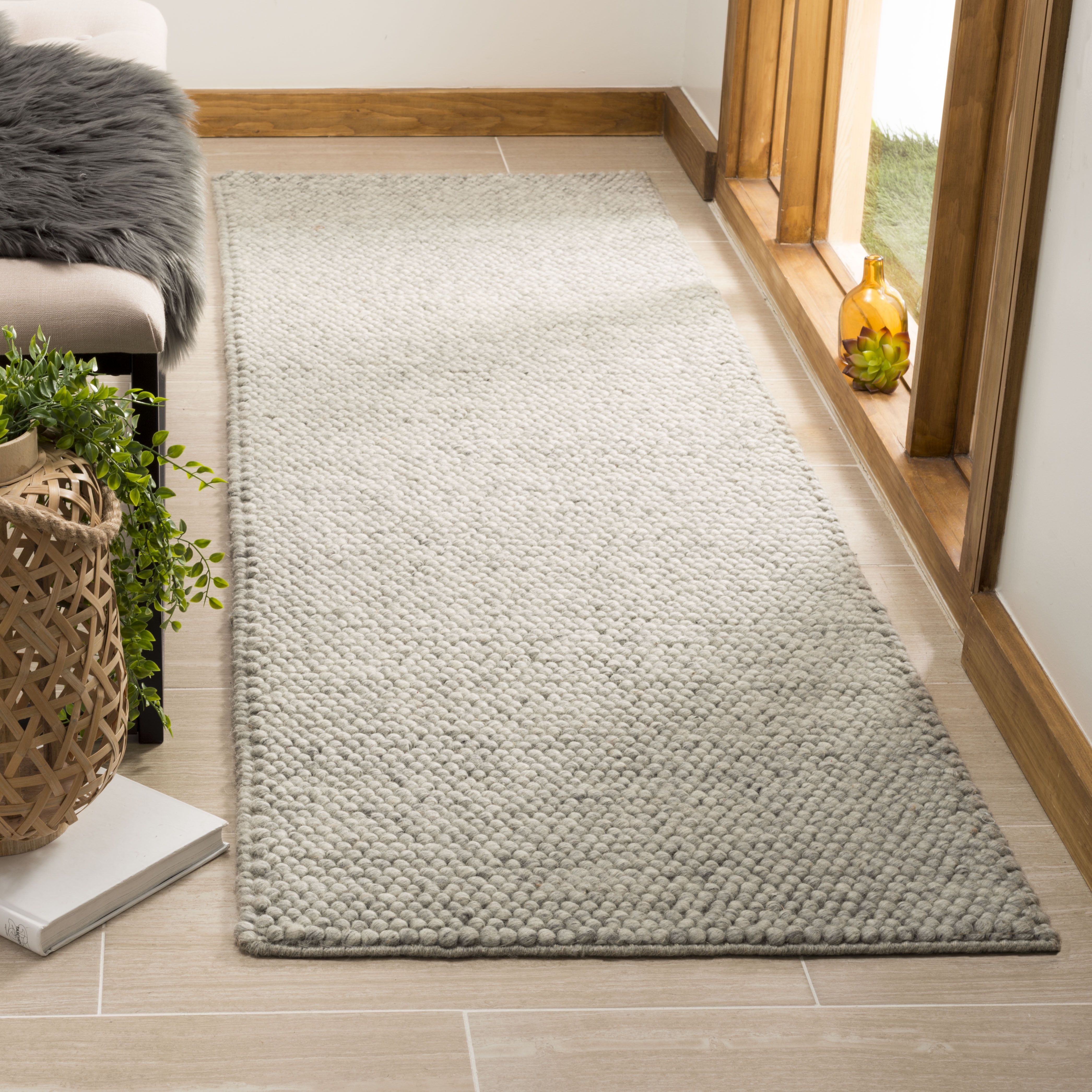 SAFAVIEH Natura Feride Geometric Runner Rug, Silver, 2'3" x 12' - Scandinavian Design, Silver, Handmade Wool Blend, Ideal for Living Room, Bedroom, Dining Space, Entryway, Hallway, Kitchen