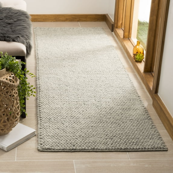SAFAVIEH Natura Feride Solid Braided Wool Runner Rug, Silver, 2'3" x 8' - Scandinavian Design, Silver, Handmade Wool Blend, Ideal for Living Room, Bedroom, Dining Space, Entryway, Hallway, Kitchen