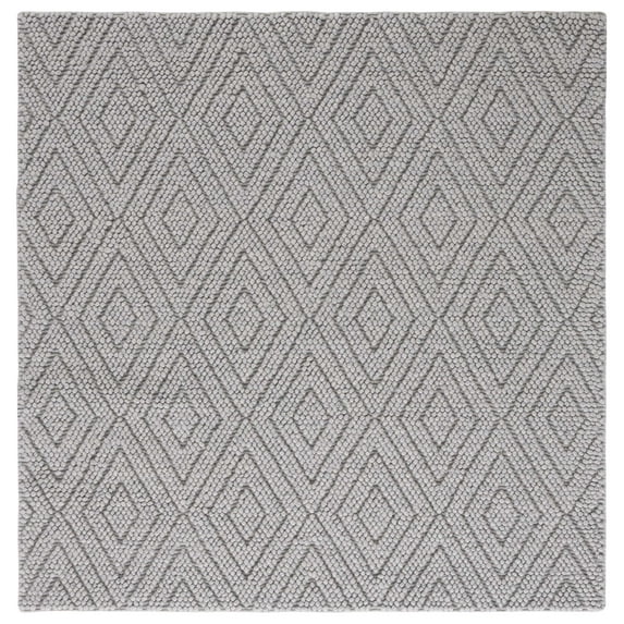 SAFAVIEH Natura Glenda Geometric Area Rug, Silver, 6' x 6' Square