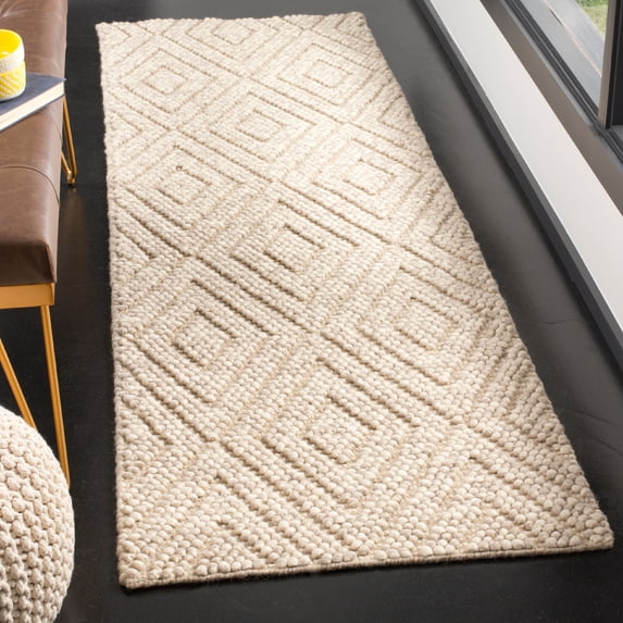 SAFAVIEH Natura Glenda Geometric Diamonds Wool Runner Rug, Beige, 2'3" x 8'