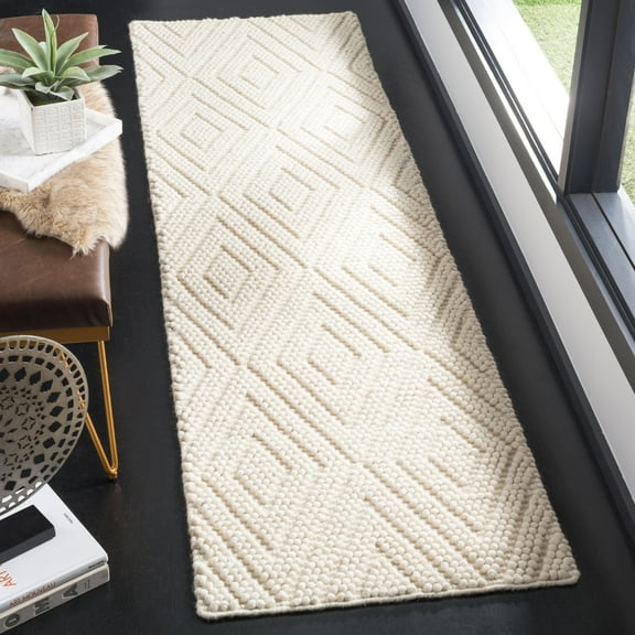 SAFAVIEH Natura Glenda Geometric Diamonds Wool Runner Rug, Ivory, 2' x 16'