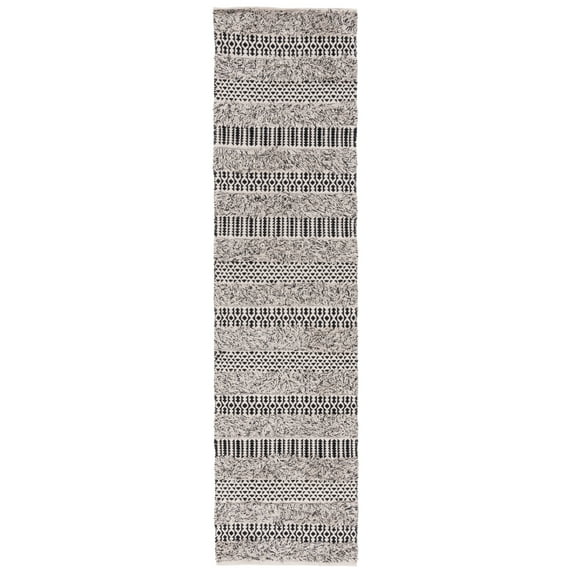 SAFAVIEH Natura Nadia Geometric Cotton Runner Rug, Black/Ivory, 2'3" x 9'