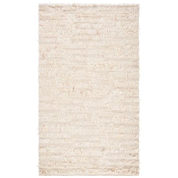 SAFAVIEH Natura Qiana Distressed Area Rug, Ivory, 5' x 8'