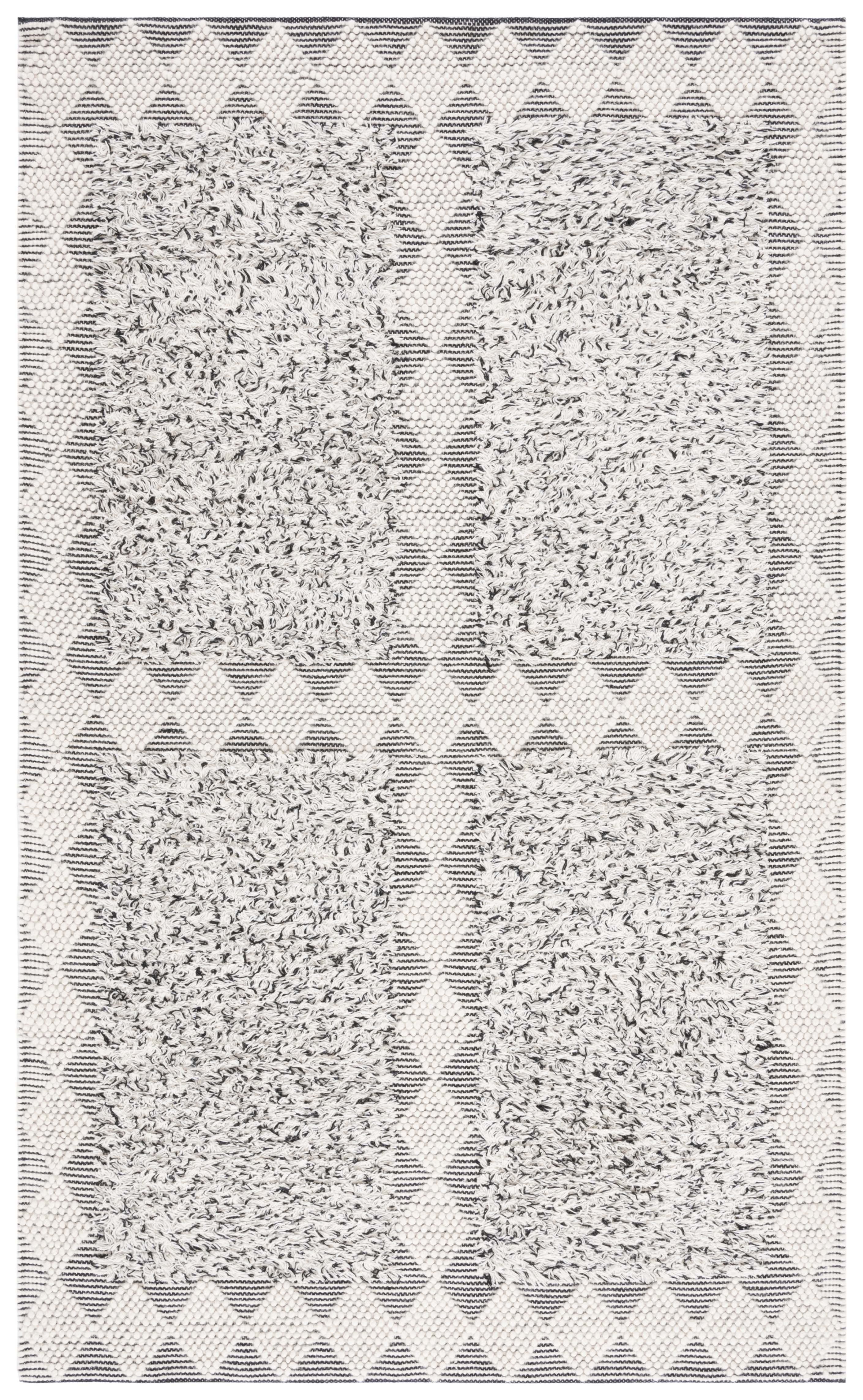 SAFAVIEH Natura Raleigh Geometric Area Rug, Black/Ivory, 4' x 6'