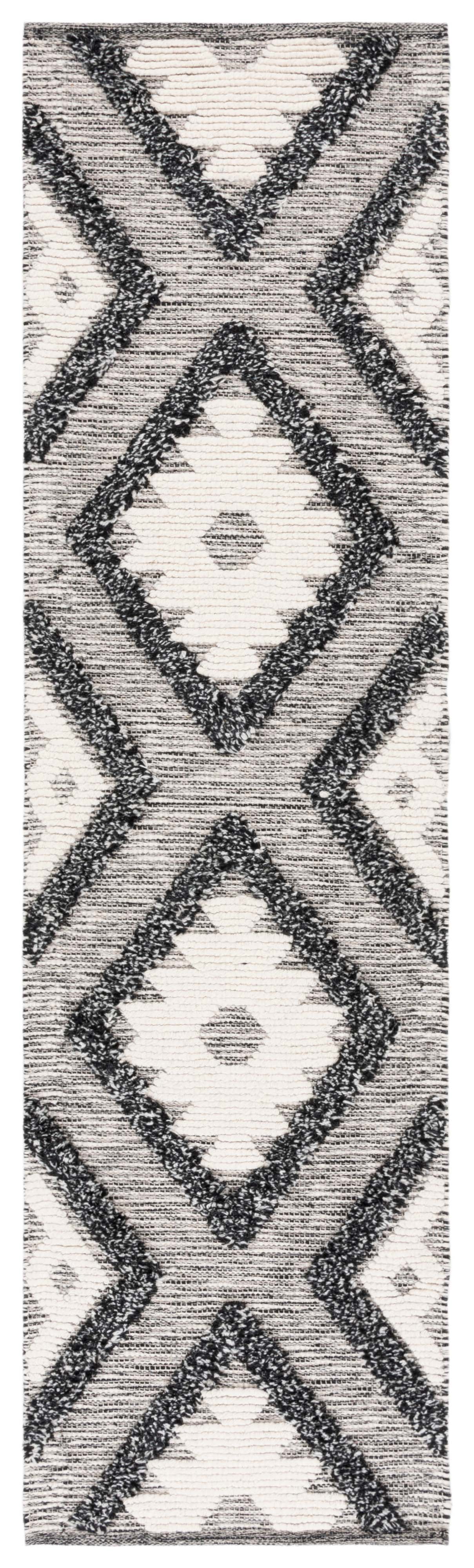 Diamond Runner Rug SAFAVIEH Natura Regena Diamond Runner Rug, Black/Ivory, 2'3