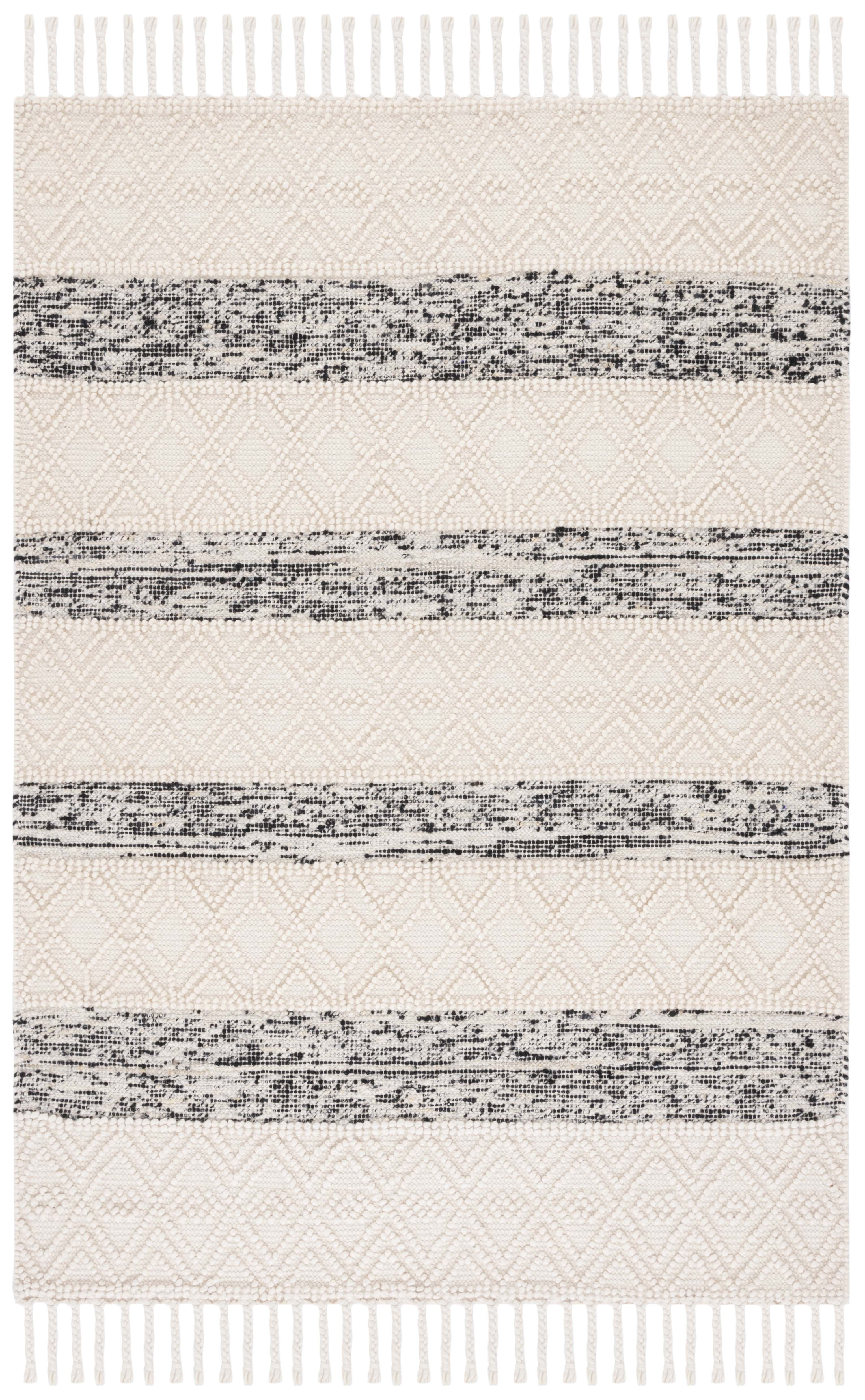 SAFAVIEH Natura Salvador Southwestern Area Rug, Ivory/Black, 5' x 8'
