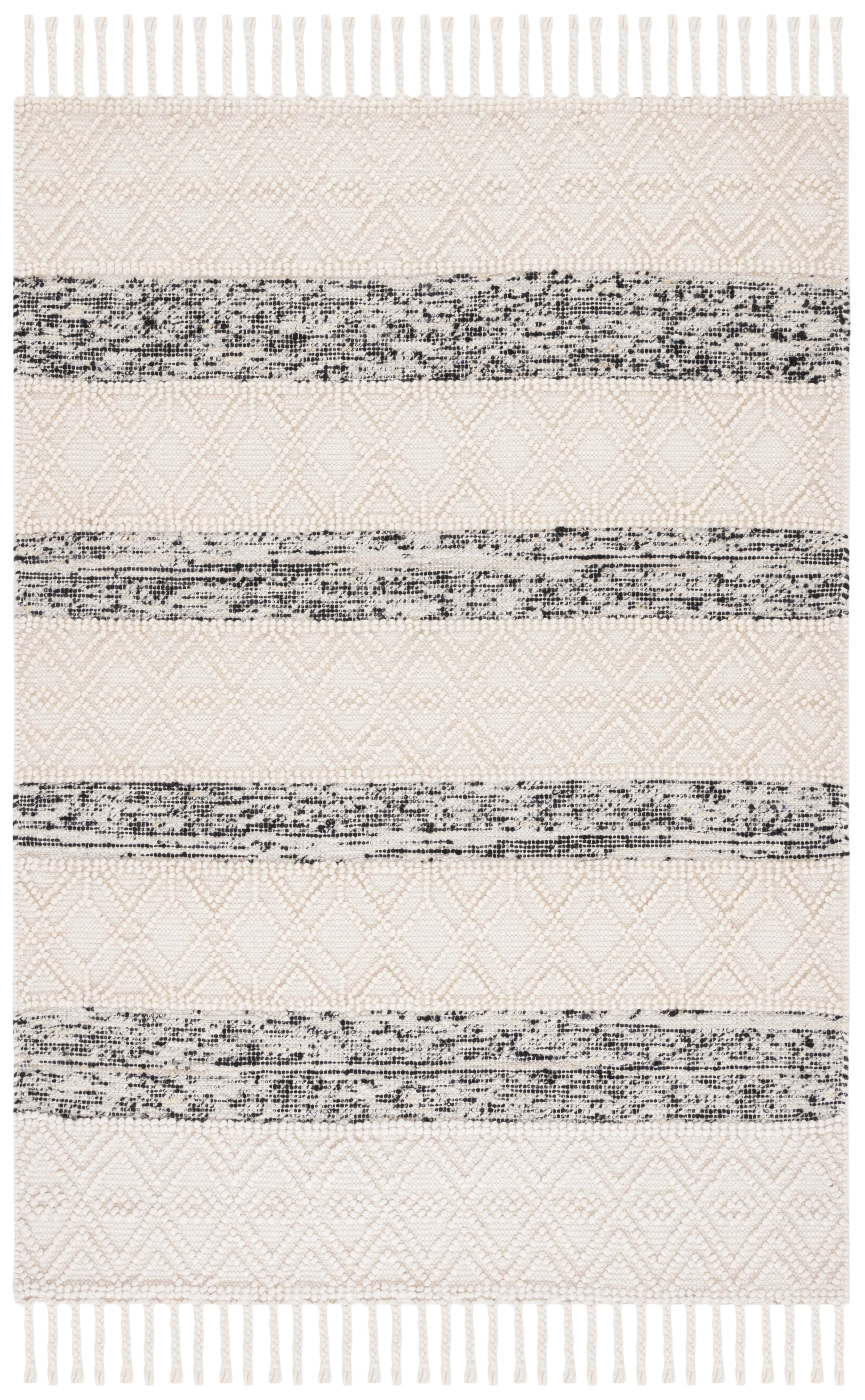 SAFAVIEH Natura Salvador Southwestern Area Rug, Ivory/Black, 6' x 9'