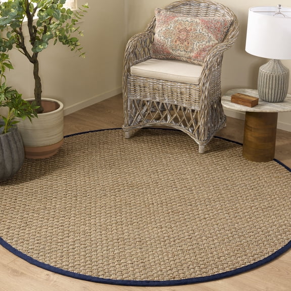 SAFAVIEH Natural Fiber Arbor Bordered Area Rug, Natural/Navy Blue, 6' x 6' Round - Coastal Design, Natural & Navy Blue, Seagrass, Ideal for Entryway, Kitchen, Living Room, Office