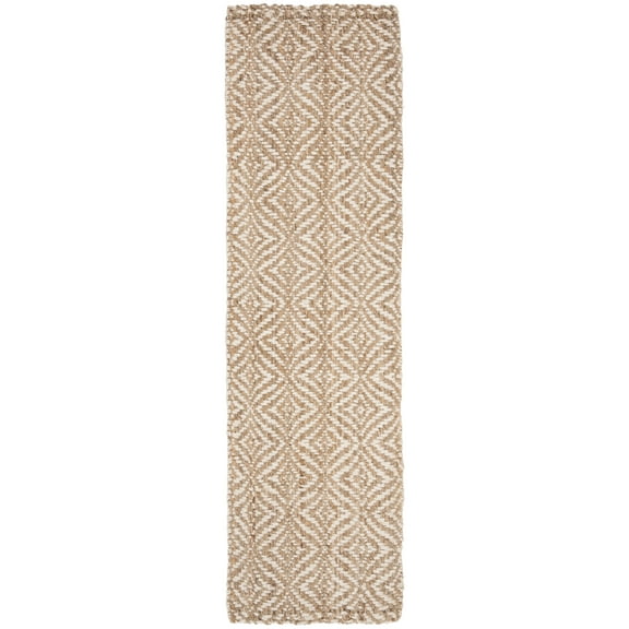 SAFAVIEH Natural Fiber Gervase Geometric Runner Rug, Natural/Ivory, 2'6" x 10'