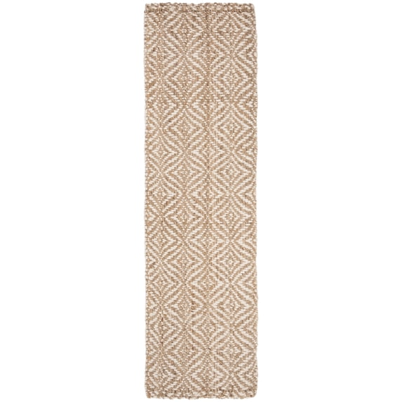 SAFAVIEH Natural Fiber Gervase Geometric Runner Rug, Natural/Ivory, 2'6" x 12'