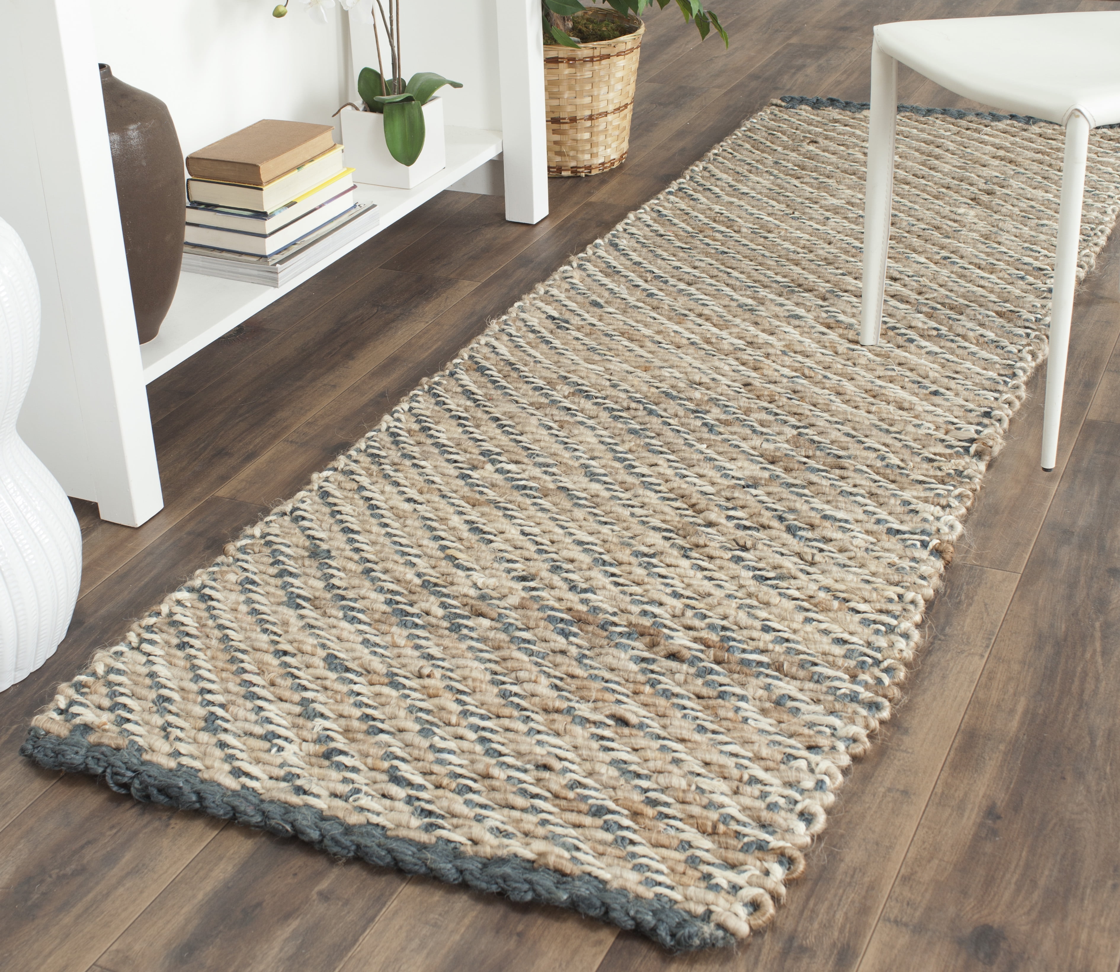 SAFAVIEH Natural Fiber Johanna Braided Jute Runner Rug, Blue/Natural, 2'6" x 12'