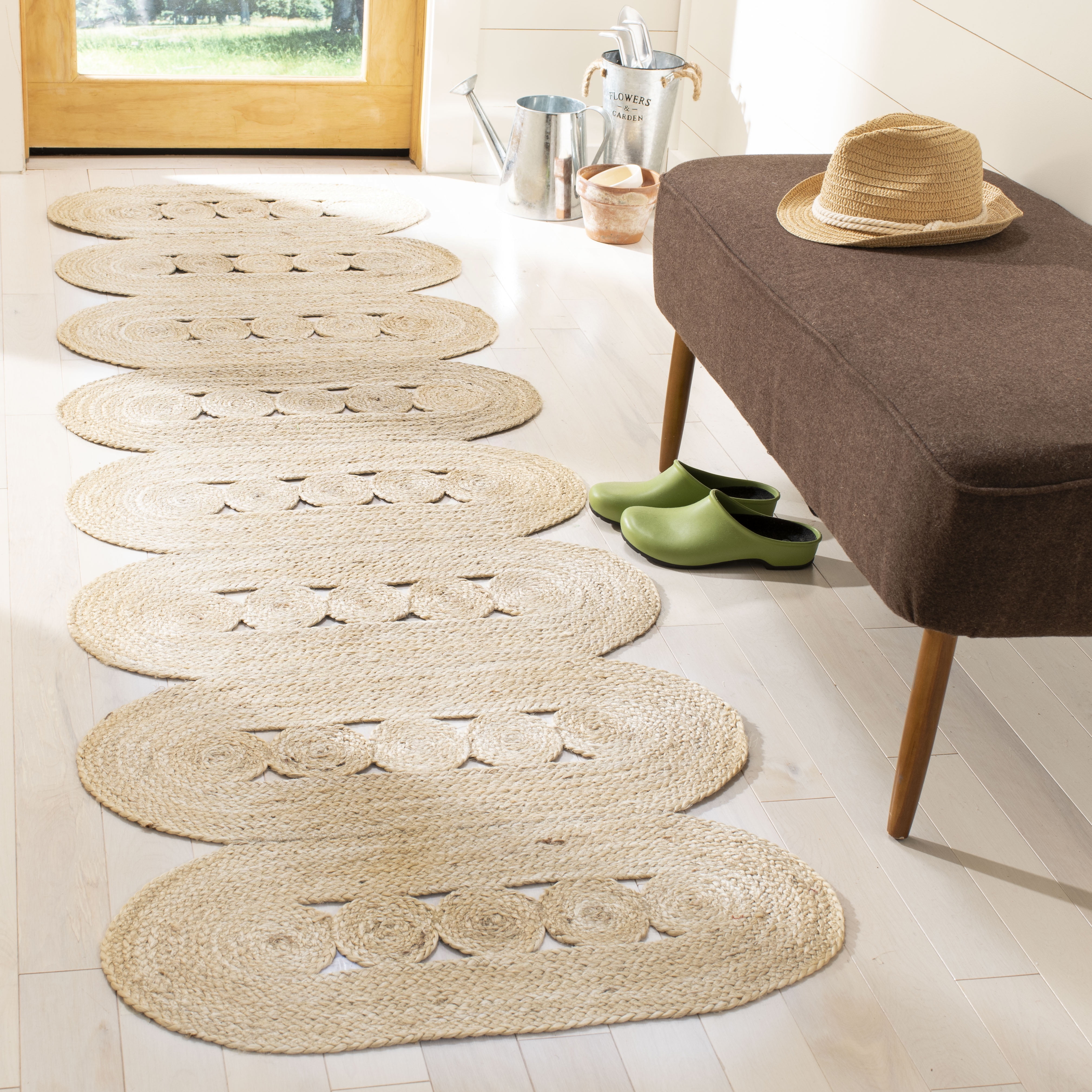 SAFAVIEH Natural Fiber Kaelee Braided Geometric Jute Runner Rug, Ivory, 2'6" x 8'