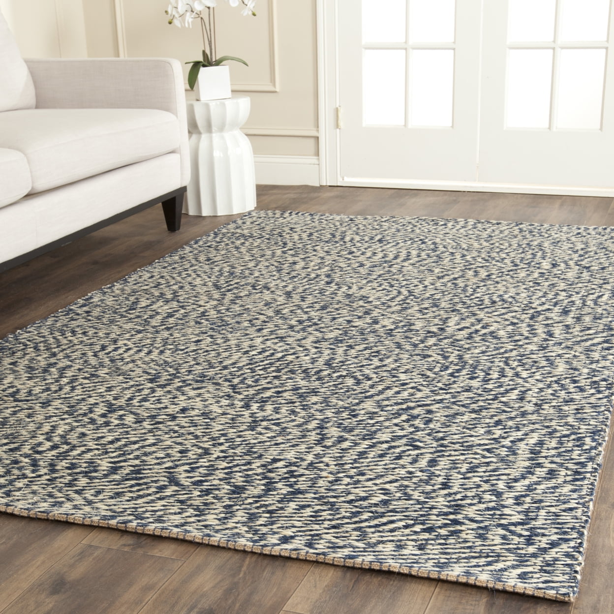 Hand-Knotted Coastal Charm Blue & Ivory 4' Square Jute Area Rug