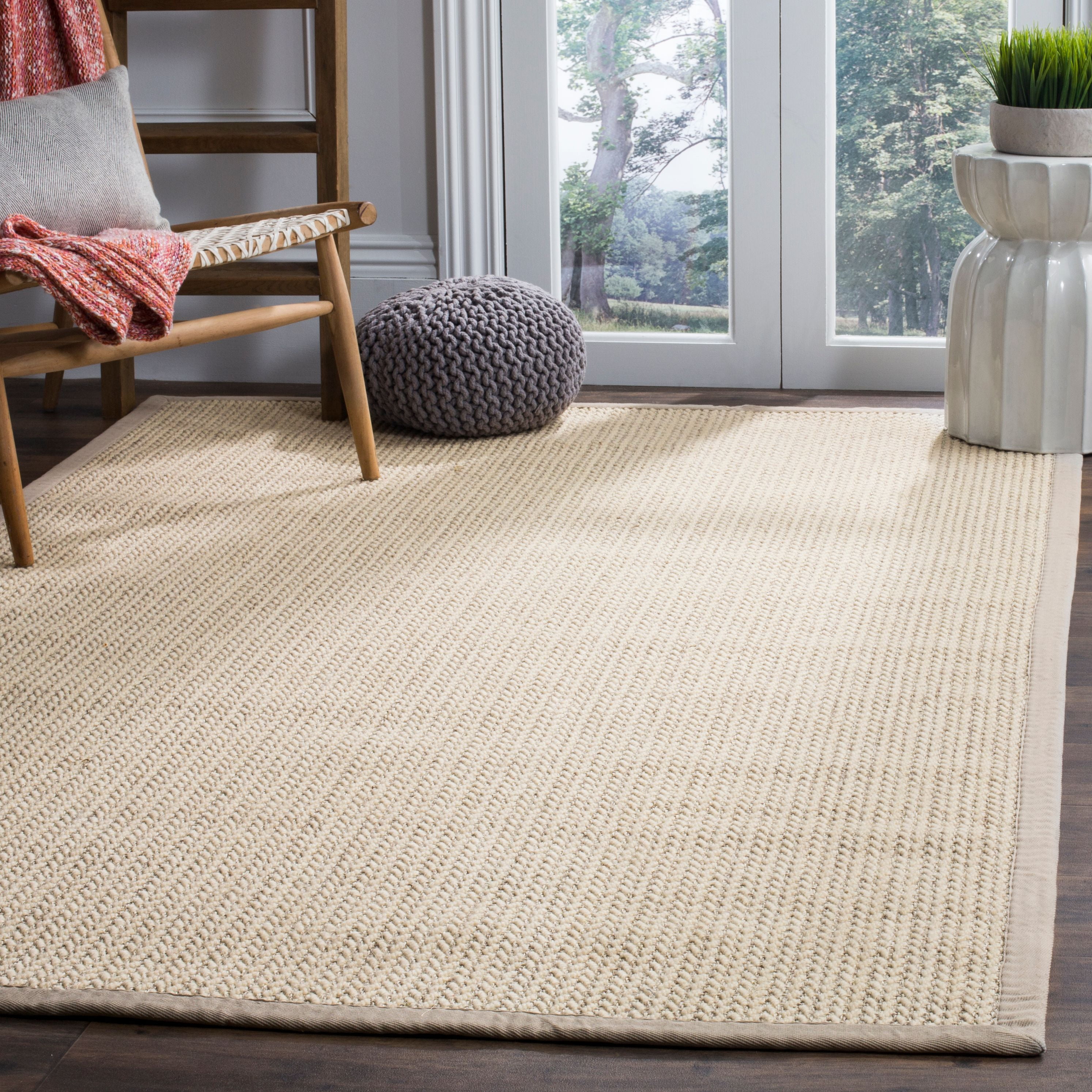 SAFAVIEH Natural Fiber Rosheen Braided Area Rug, Light Grey, 6' x 6' Square