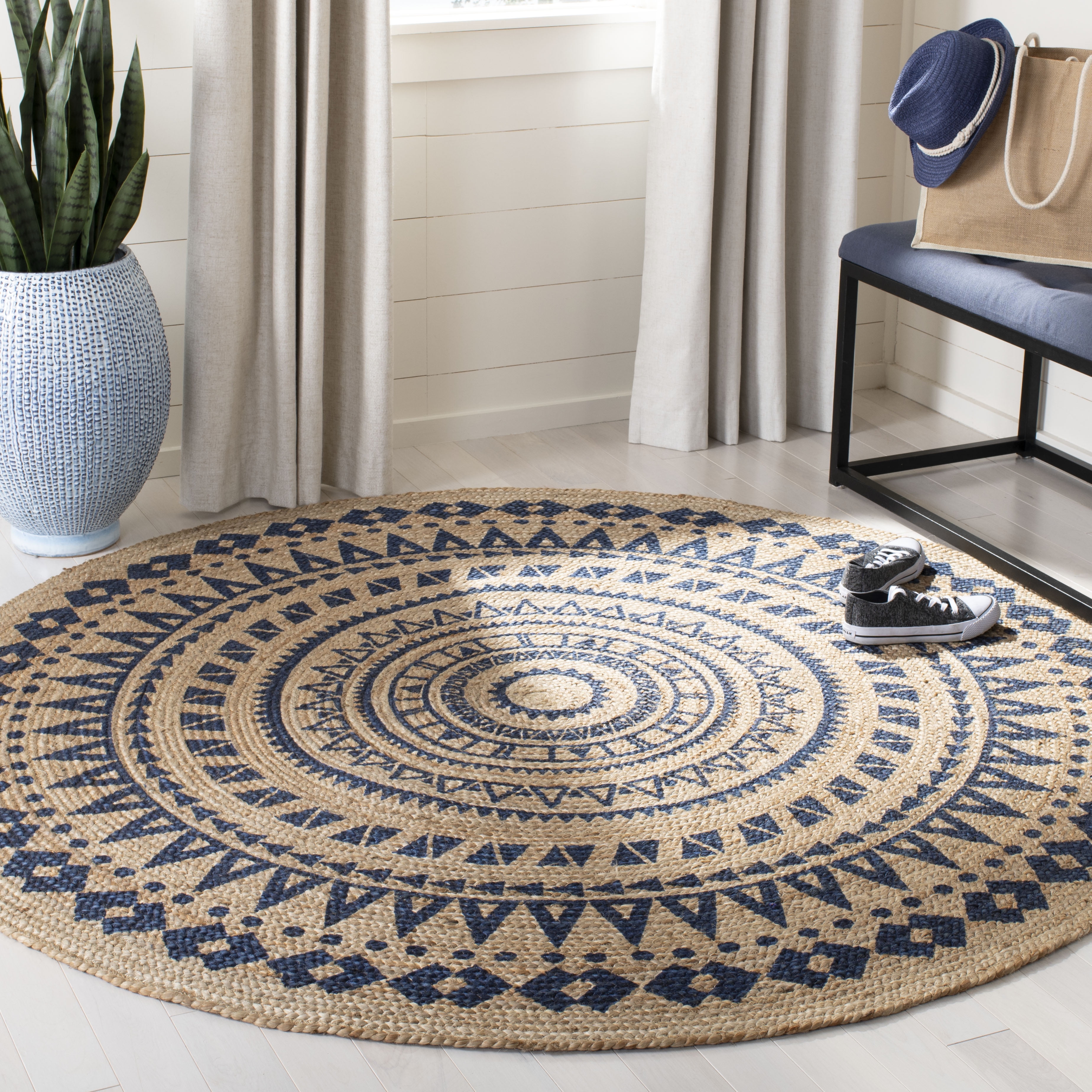 SAFAVIEH Natural Fiber Zoolander Geometric Jute Area Rug, Royal Blue/Natural, 6' Round