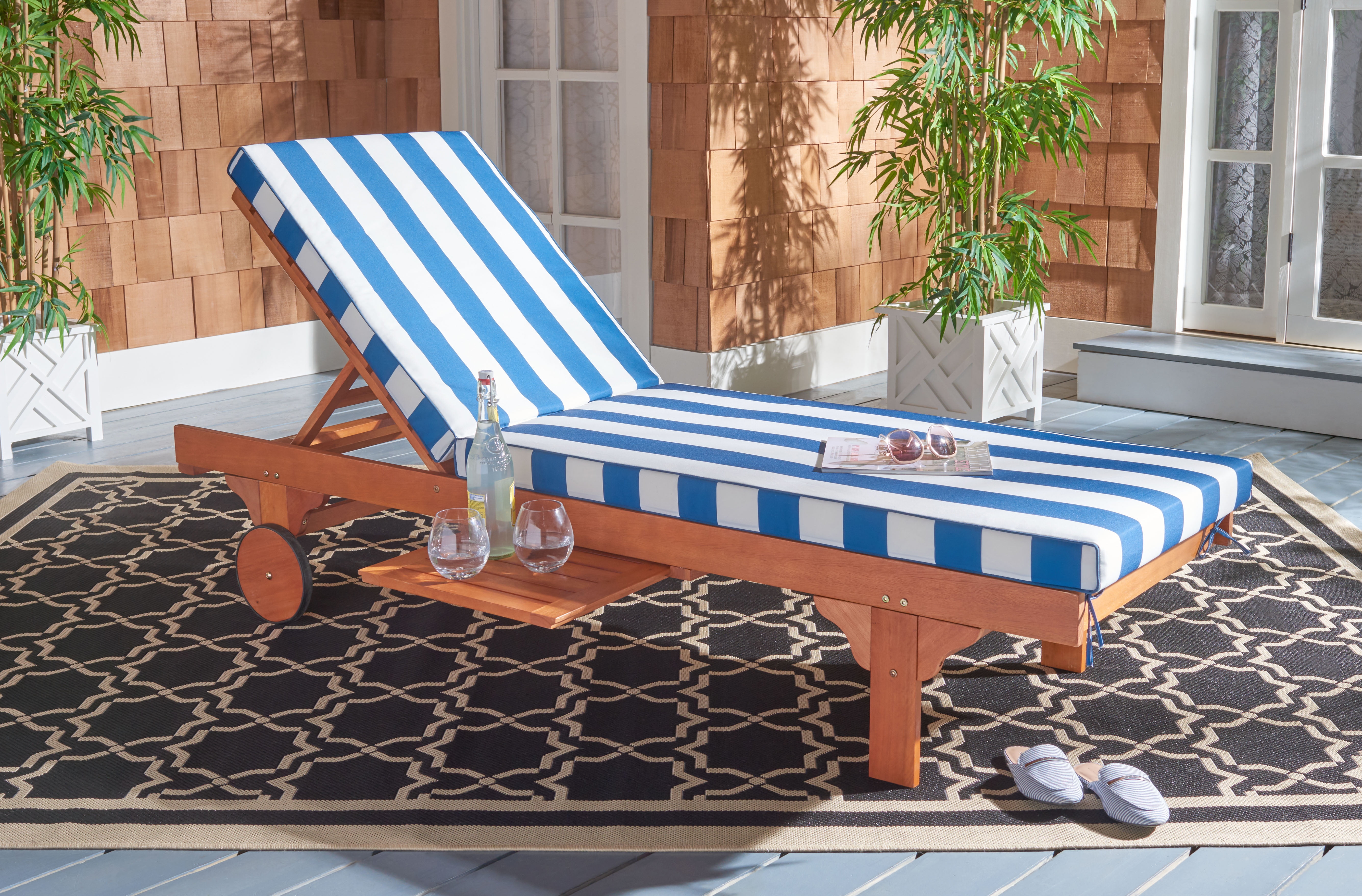 Natural Eucalyptus Wood Chaise Lounge with Blue and White Cushions