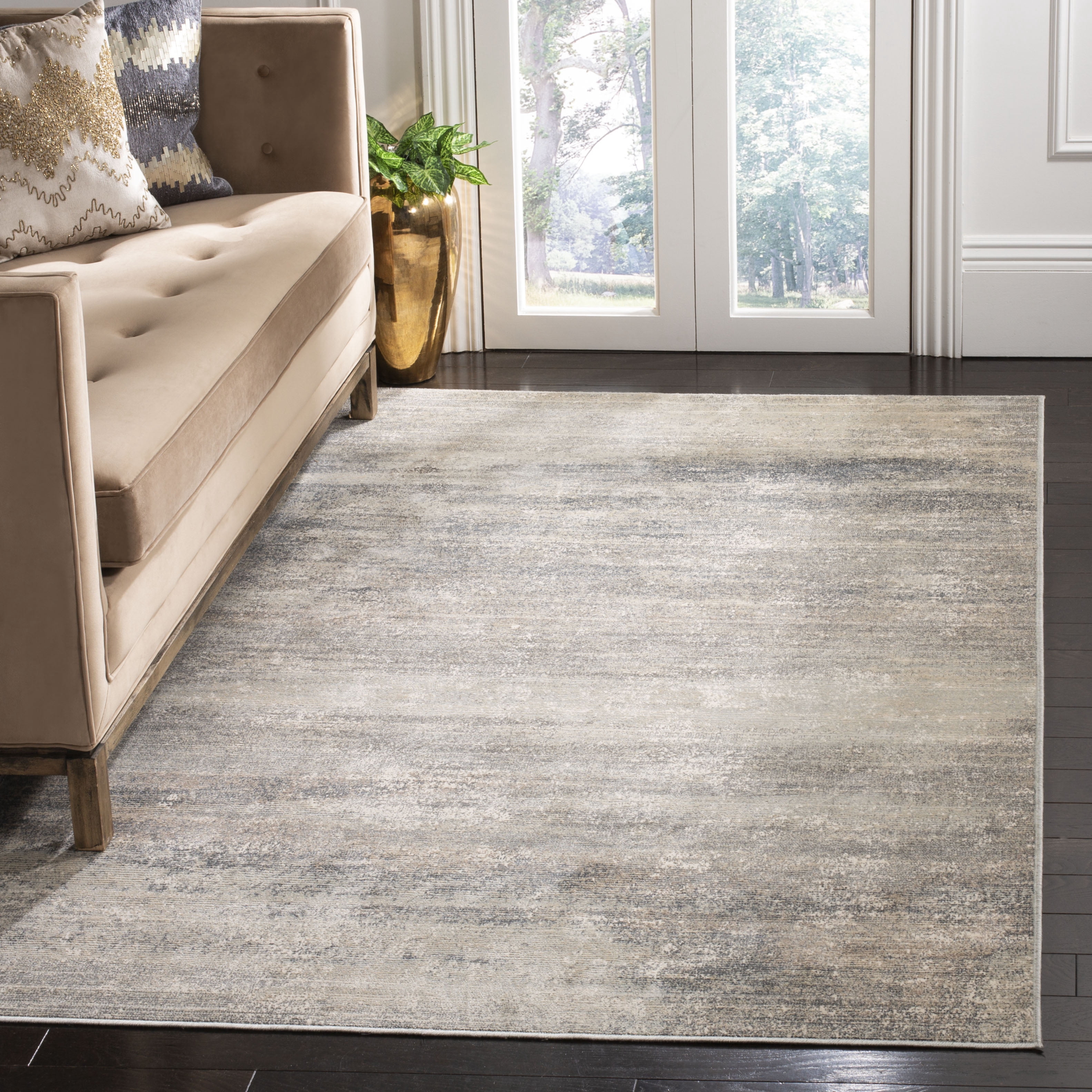 SAFAVIEH Noble Wynonna Abstract Area Rug, Light Blue/Ivory, 5'1" x 7'6"